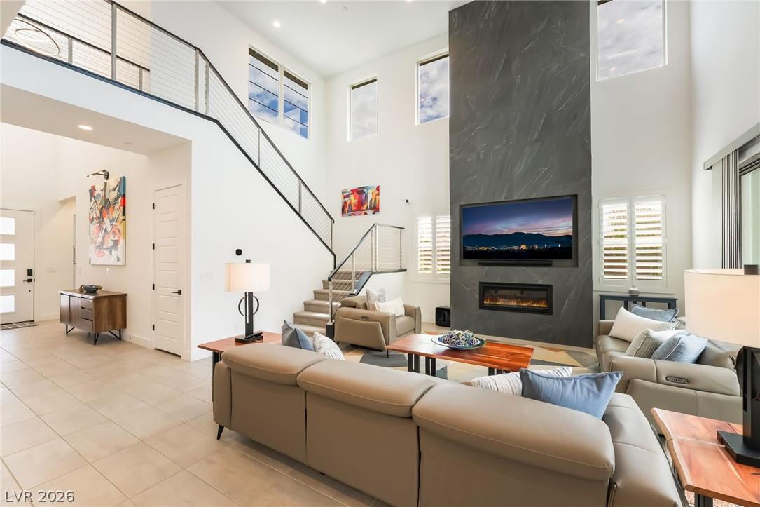 Sophisticated seating layout within the open great room in Summerlin West